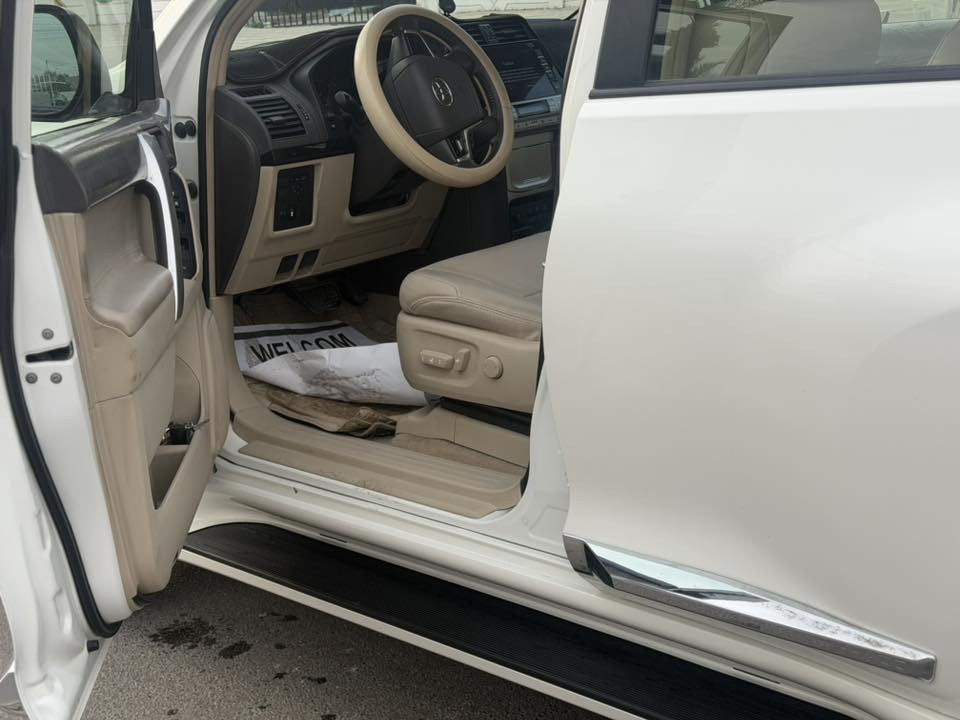 السلام عليكم برادوTXL

موديل 2021 

شاشة وكالة مشدودلها مال VX

كشنات تغليف جلد 

وكالة ساز كشنات الامامية كهرباء 

مازدات زنون 

رقم سيارة سليمانية 

مكان سيارة بغداد الكرخ 

عداد المشي 75 الف 

مكفولة من الضربة والبارد 

الشراي يتفضل على ارقام واتساب موجود وتدلل 

*********** 

***********
