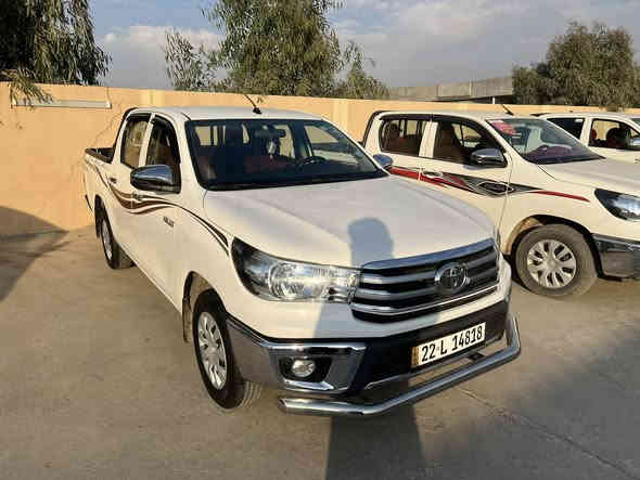 سلام عليكم 
بكم هايلوكس كلين  للبيع 
موديل 2019
كير ومحرك شرط 
تواير وصدر جدد 
سونار موجود بل منشور  
عنوان شرقاط تحويل شرط 
السعر 235 وبيها مجال للطيبين 
الرقم ‭0781 974 6152‬
