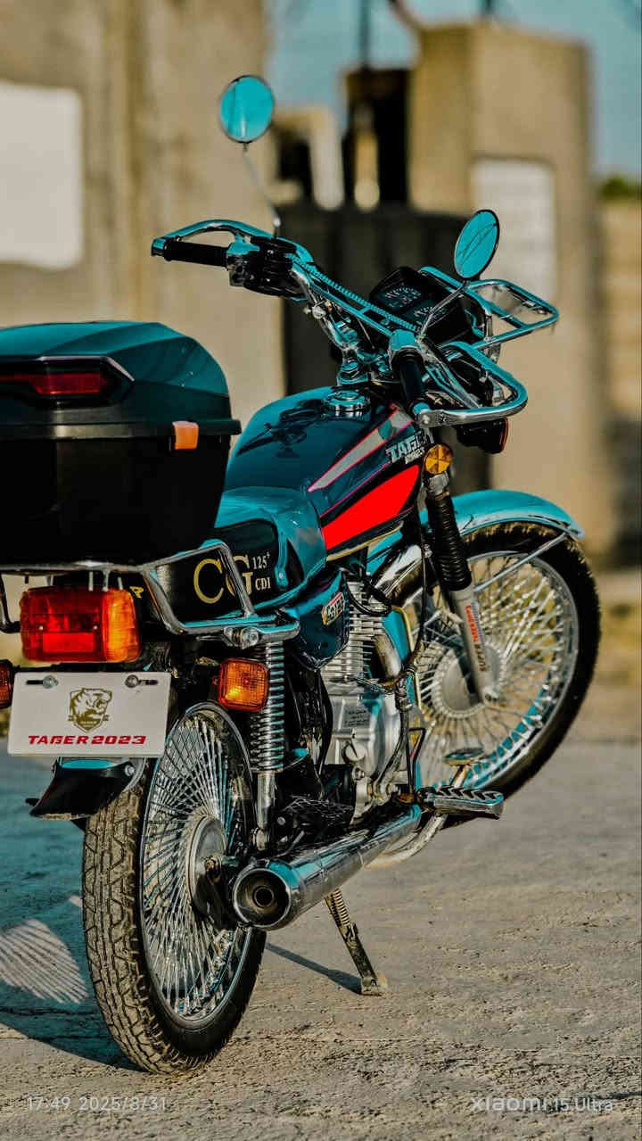 اسلام عليكم
دراجه تايكر للبيع محرك ما مطخوخ صبانة 
نصبة وشلعة رزانة 
دبل صويج 
منفيس 
كلشي شغال كيج سرعة والرون
استفسار خاص او ***********
