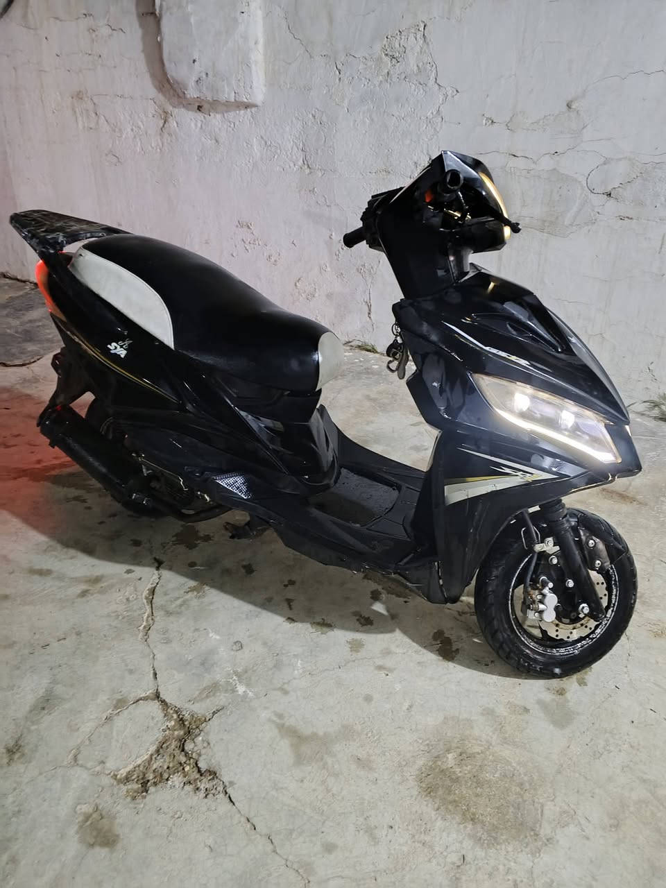 خبزه واحده بالام السلام عليكم دراجه للبيع ديالى شهربان ***********
