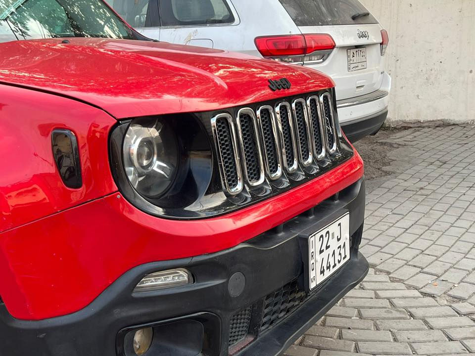 السلام  عليكم 
جيب  رنكيد   فئة  سبورت 
موديل السيارة  16  امريكي  
حادثها جاملغ بنيد  وباب خلفي عكس السايق  بدون  ارباك  
( صبغ فقط  رش فقط )
وبدون شواصي حتى نايلون الشركة مال شاصي موجود   
 السيارة مسويلها ادامة جديدة 
مبدل المكينة  والتبريد  
والصدر الامامي والخلفي  
الجامات امامي خلفي مبدلات جديد اصليات   
هزة ورقم جديد  اربيل  وباسمي   
تحكمات ستيرن  شاشة  
بجم كامل  زنون لايت  اكس وبلوجكتر واشاير ابيض 
كشنات مخمل نضافة السيارة  95 بالمية
مسويلها  بالجديد بوليش  ونانو  سيراميك  
مكان السيارة  بغداد الدورة 
عرضها ب113  وبيها  مجال  
للاستفسار  ***********
