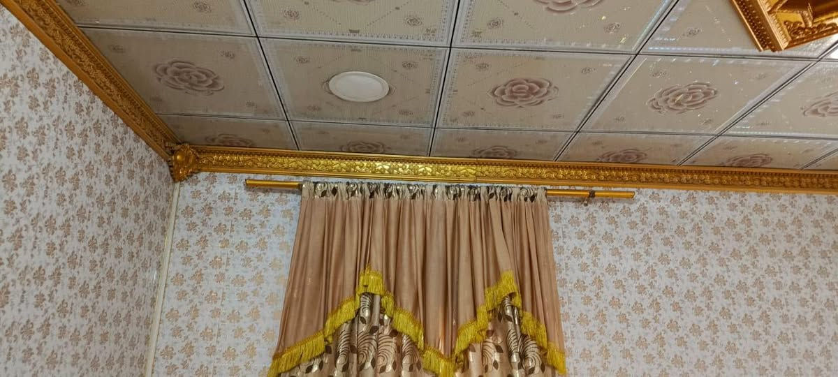 أللهم صلي ع محمد وال محمد
إعلان ٣٤١

بيت بالعين أول شارع يم جامع طابو صرف 
غرفه ومطبخ وصاله وبراني وصحيات 
يفتح بابيين للشارع 
مساحه فوك 100
وبطابو اقل
لاستفسار لاتصال ع الرقم ***********
أو مراجعه مكتب عقارات الخضر شارع 
الجياشي مقابيل مجمع الريشاوي
نستقبل جميع عروضكم العقاريه بيع وشراء
