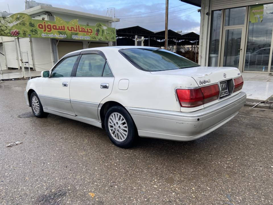 موس  ديفؤرى گه وره  ٣ دوگمه  پيشو دوا كريستال جالو قوپاوى نيه له سليمانيم سعرى ٤٦ گه لا ***********
