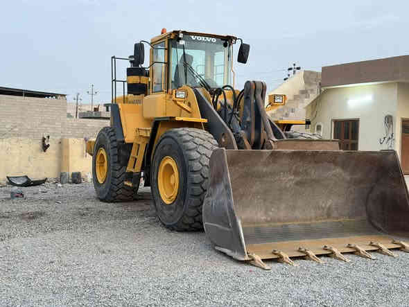 للبيع فالفؤ حجم ١٥٠ موديل ٢٠٠٤ رقم دولي محرك بمو نوزل تايرات تخم جديد مكفول كفال حام رقم هاتف ***********
