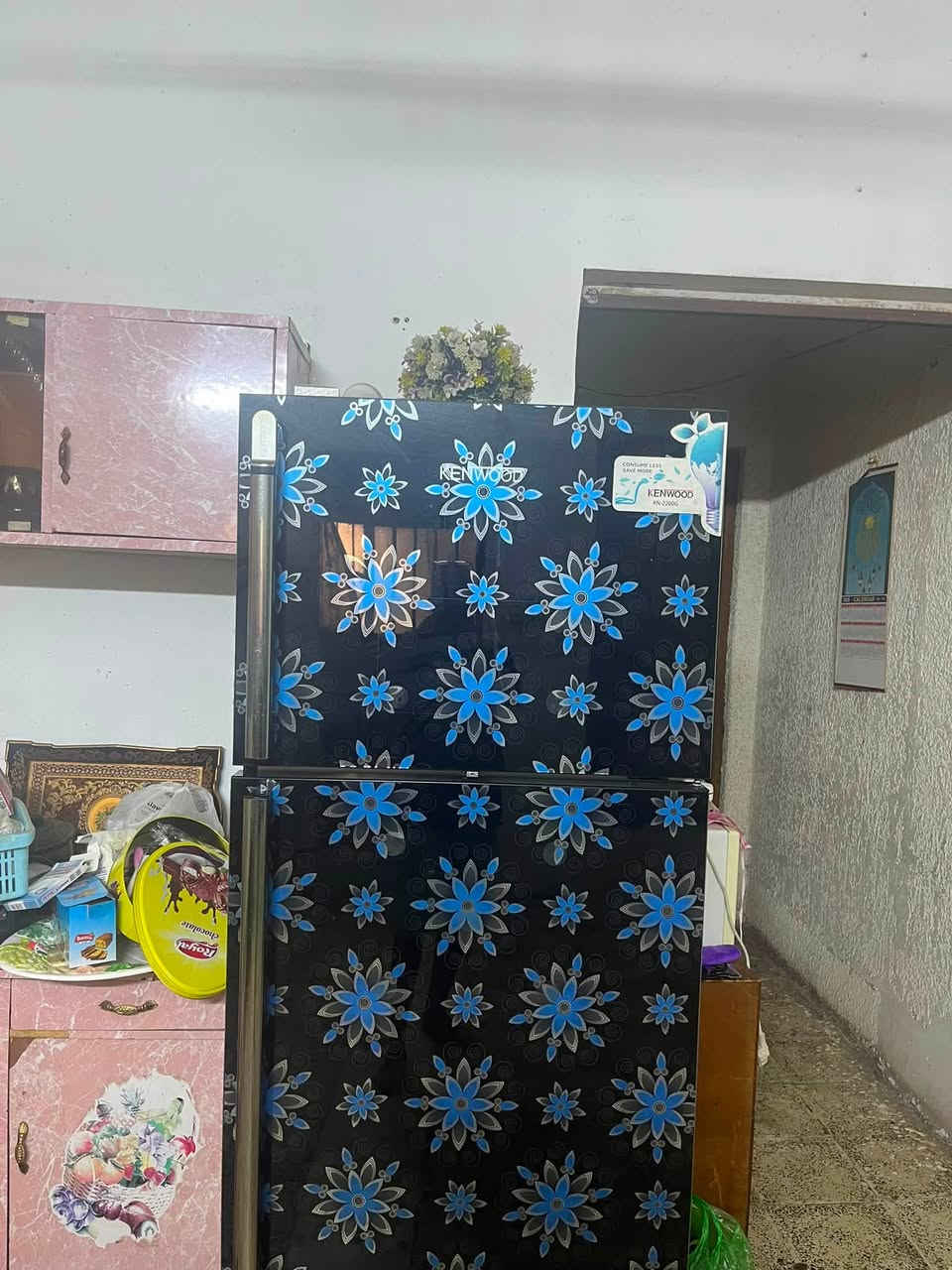 السلام عليكم ثلاجه ١٨قدم ماداخله تصليح السعر ٣٠٠الف طباخ نظيف جدا خمس عيون سعر ٢٥٠الف غساله  ال جئ سعر  ٢٧٥ مكاني بعداد الكرخ ***********
