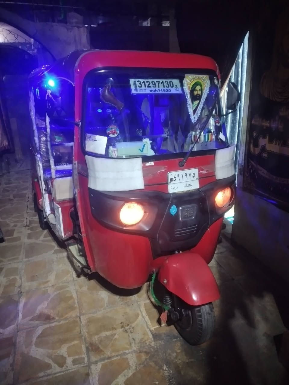 سلام عليكم تكتك البيع مديل ٢٠١٨ رقم وسنوية بسمي مكان بغداد مدينة الصدر السعر 5مليون اوربع رقم الهاتف***********
