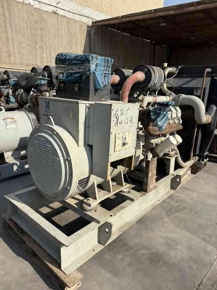 دایو 8سلندر کیفی 400 قلیل مشتغل ***********. ***********
