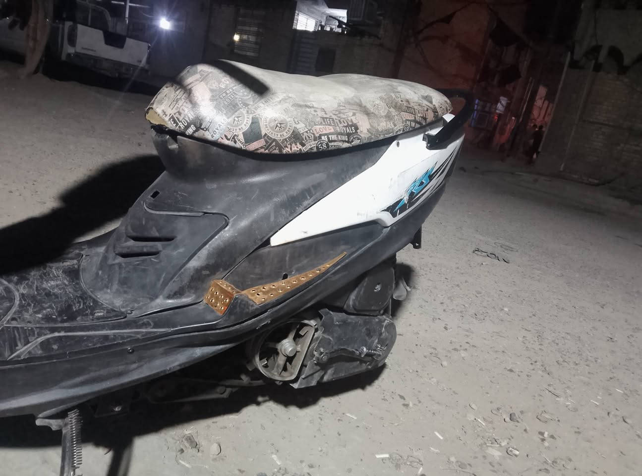 سلام عليكم ماكس عدله ما بيهه نقص بس كيج وسلف جيب فيتر وفحص سعر 350 مكاني بغداد مدينه الصدر سوك الكياره للاستفسار ***********
