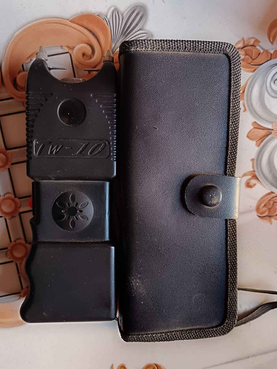 سلام عليكم
غراض للبيع كلمن وسعره وشراي يتصل وبل خدمه المكان واسط ***********
