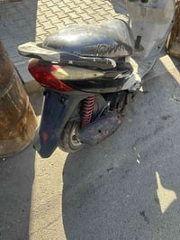 دراجه سيام اكلفك من كلشي مكنيه سرقه من كلشي كهربائيته شغاله دراجه عملي...