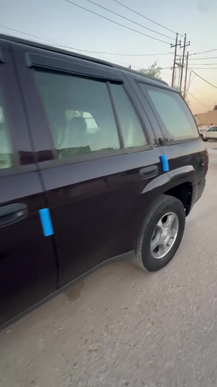 ا السلام عليكم بلايزر 2008  للبيع او مراوس 👍
سيارة مزاد وزارة الداخلية  💙
مكفولة كفالة عامةشرط الفحص💯
 دواخل كامل جديد  ❤️ 
المسافة المقطوعة 135 حقيقي 🔥
 مكينة كير كفالة عامة ✅
تبريد تدفئة فول   🥶
سستم سماعات جديد💯
تخم تاير جديد 👍
السعر 73 وبيهة مجال  🕊️✅
مكاني بغداد البلديات
رقمي ***********
