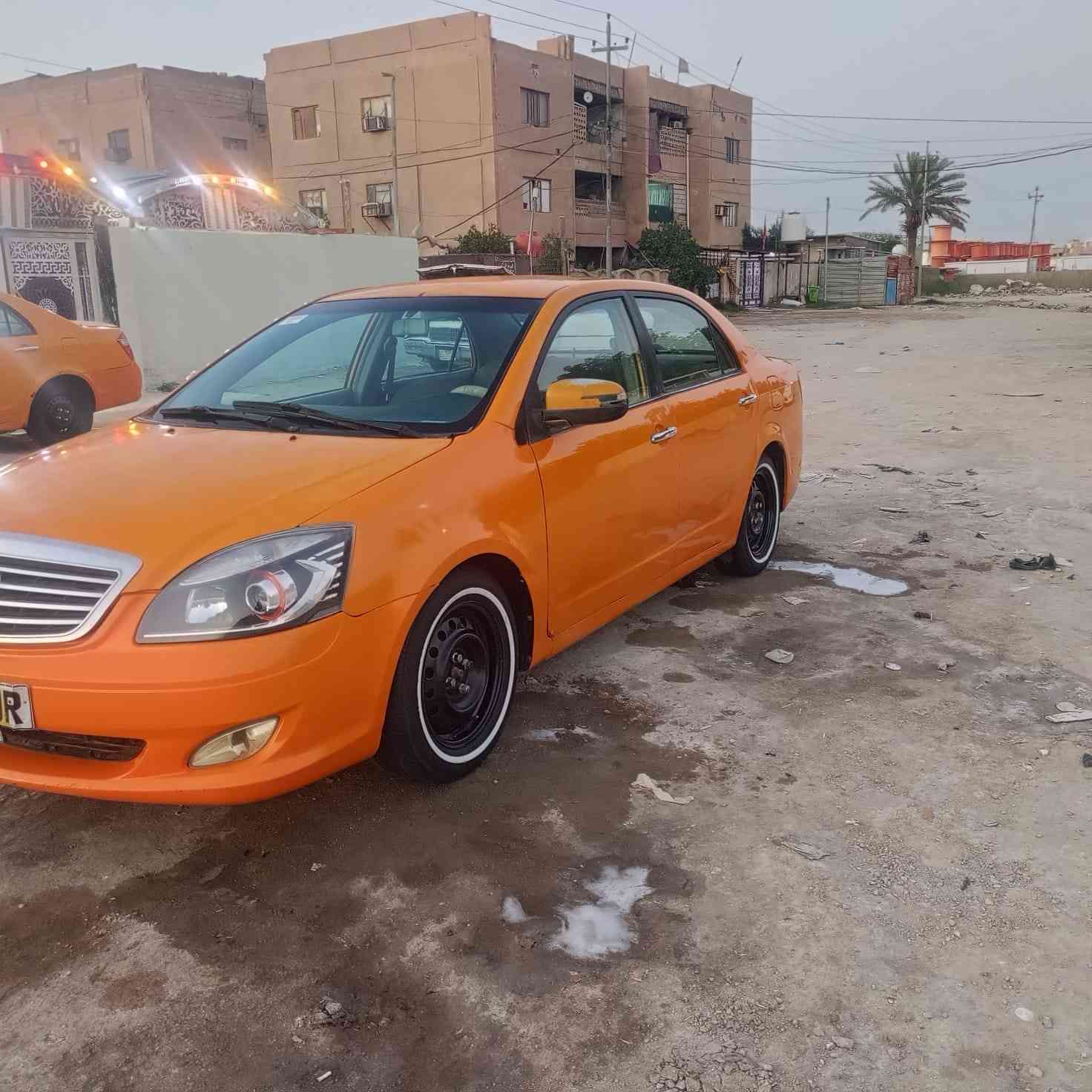 يا الله جلي مديل 13 سياره جاهزه الخير كير ومحرك وتبريد كله كفاله طخم تاير حداديه كله جديد سياره جديده كلش بكان السياره ذي قار  خوان اني مكلف بل نشر السعر 38  وبيه حك الجيه ***********
