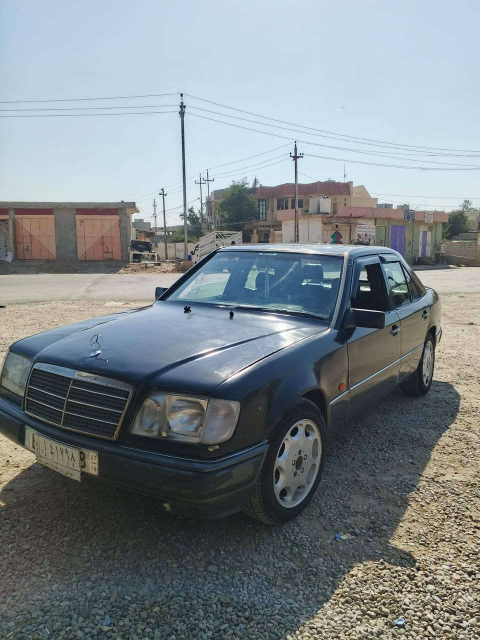 مگلف بل نشر مارسدس دب خير من اللة موديل ١٩٩١ مگينة بطة  جديدة بسم صاحب السيارة للستفسار***********
