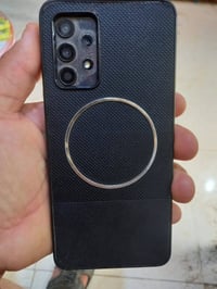 موبايل A32 ذاكره 128 مكفول السعر 90 بيه مجال 07814504160