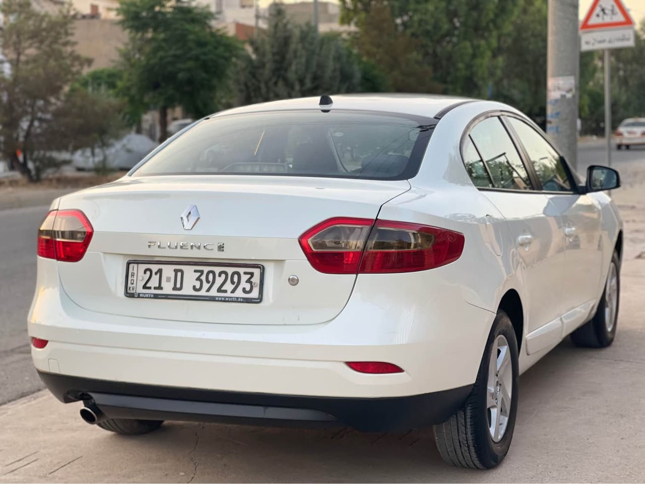 فلونس ٢٠١٤سعر٧٠$شوين سليمانى 
پارچه و په له يه بؤياغ بئ ناو 
گيرو مه كينه به شه رت 
سه نه وى تازه به سه رچوه 
تحويلو غرامه به شه رت 
واتساپ***********
ڤايبر *********** السليمانية, العراق
