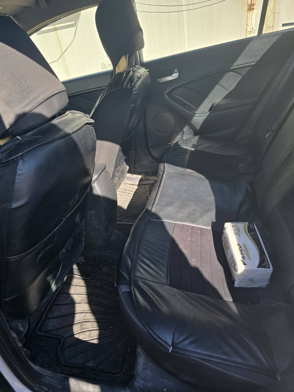 فورتي ١٧ امريكي مكينه ٢٠٠٠ ودش
للبيع رقم بغداد تحويل مباشر
كير مكينه كفاله حدادية بحاله جيده
ضرر خلفي سونار موجود 
مكاني ديالى او بغداد 
***********
