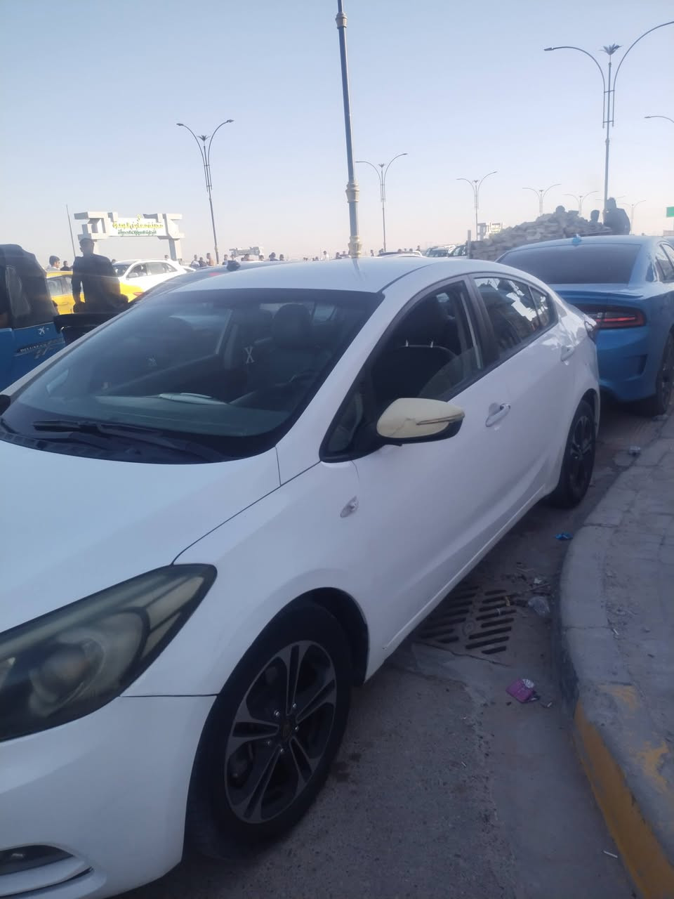 السلام عليكم 
كيا سيراتو للبيع موديل 2015 رقم اربيل سنوية منتهية 
مكينة كير تبريد مكفلات بيهة بارد موضح بالون الاصفر والأحمر حار مكفولة من الضربة القوية والتبديل السعر 95$ وبيهة مجال 
اتكفل بالوكالة والتحويل


**إذا كنت صاحب هذا الإعلان وتريد حذفه لأي سبب، رجاءا أرسل رسالة إلى الدعم الفني**