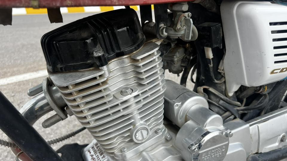 سيفان ٥ گير موديل ٢٠٢٣ للبيع
محرك ما مفتوح 
هندر واحد يشتغل
دراجة عليها صالصنة سوبر كاتم يعني انسى الصوت
نظام الدراجة دسكات يعني بريك بالمكان مو بانزات "موضح بالصور"
الدراجة نظيفة وعلى ايدي 
مكان الدراجة ديالى جلولاء
السعر٥٧٥ الف 
بس باتري يحتاج الها 
للتواصل واتساب او اتصال
***********
