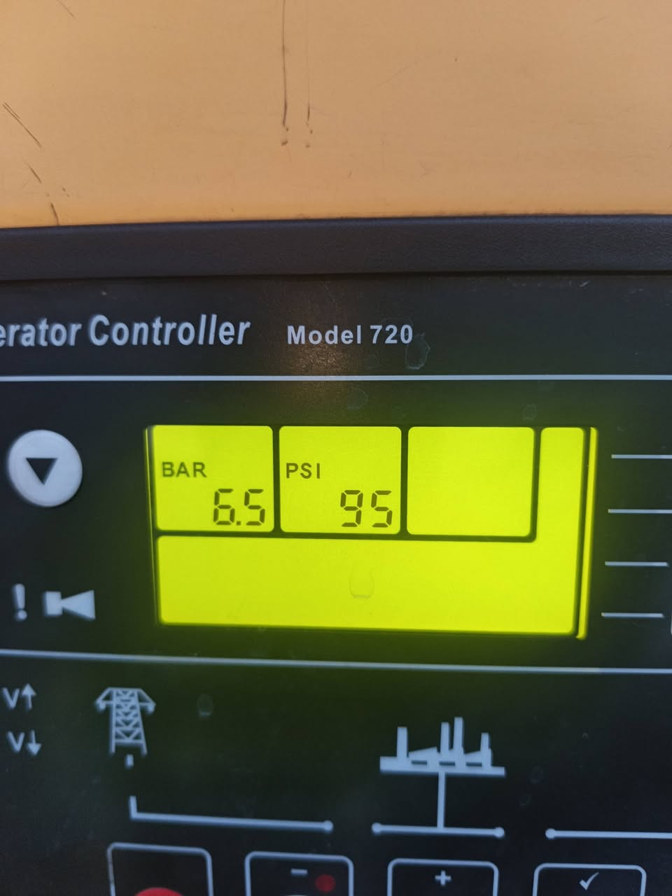 السلام عليكم مولده كمنز 102 أمريكي موصيني توليد 150كيفي بلادي  شرط لاتنقيص ولاتبخير كرنك ستندر جاهزه الاخير العنوان التاجي السعر ٣٩ ورقه ***********
