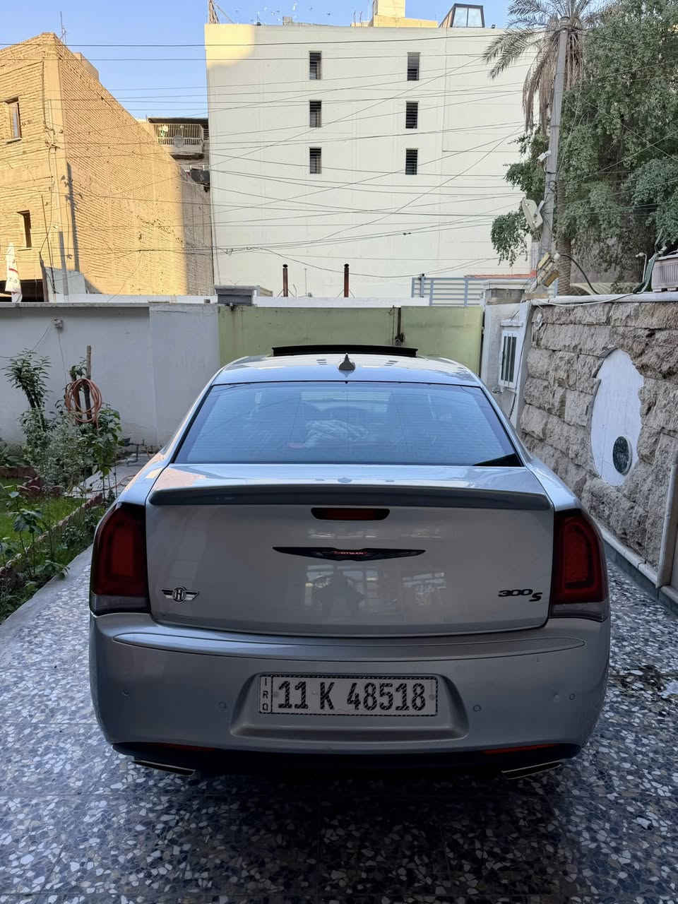 سلام عليكم للبيع
- كرايسلر  اوباما 300 s
ماشية 33 

-موديل : 2023

رقم بغداد الدولي باسمي هزة جديدة وسنوية جديدة

حادث قطعة وحدة فقط الجاملغ الامامي بدون ايرباك

المواصفات :  S فول واحد ع واحد 

- 6 سلندر محرك 3.6L

- حساسات خلفيه 

- اشاير بالمري

- شفتات 

-كشنات جلد بلادي مع شعار S ( لون اسود  ) 

-بصمه تشغيل عن بعد 

- سقف بانوراما

- رادار جانبي

- مراة نقطة عمياء  

- مصابيح اماميه زنون مع بلوجكتر LE

- شاشة كبيرة مع نظام ملاحة

- سستم صوت مع دمام خلفي 

- تدفئة ستيرن

- ⁠نظام ترحيب 

- دخول ذكي بصمة 

 تدفئة مقاعد

مكاني بغداد الكراده *********** السعر 260
