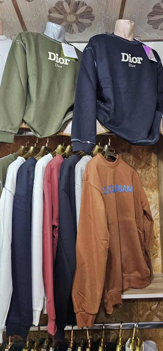 #تخفيضات_تخفيضات
#احذية_كابويات_بلوزات
اي قطعتين 25 الف
العنوان بغديدا قرةقوش خلف كراج السيارات 
نوار للالبسة الرجالية والرياضية 
#لايك_ومتابعة ليصلكم كل جديد


**إذا كنت صاحب هذا الإعلان وتريد حذفه لأي سبب، رجاءا أرسل رسالة إلى الدعم الفني**