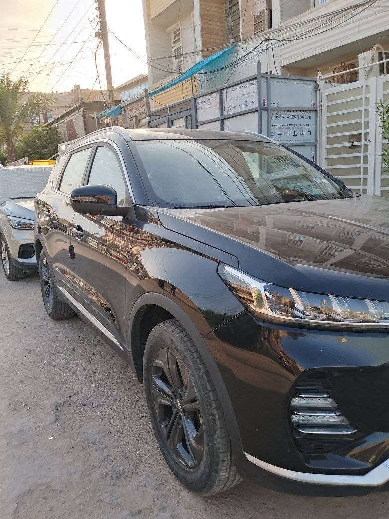 سلام عليكم تيكو سفن موديل 2023 ماشين 26 سعرة19 بيه مجال رقم تلفون ***********
