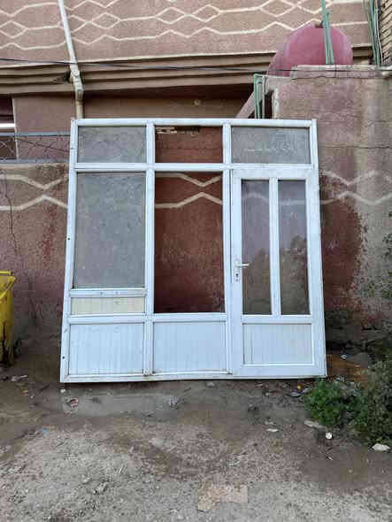 البيع جامخانه مال محل 
طول ٢٥٠ 
العرض٢٥٠
***********
