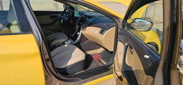 النترا
2012خليجي
محرك 18
ضرر قطعتين
كير محرك شرط
***********
