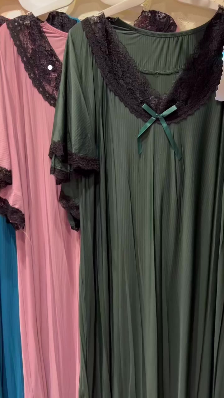 شالحه فالينه زبده #اصلي
قياس فري سايز 💕💕
لحجز والاستفسار ع وتساب ***********
بسمايه الف
بغداد ب٥
محافضات ب٥
