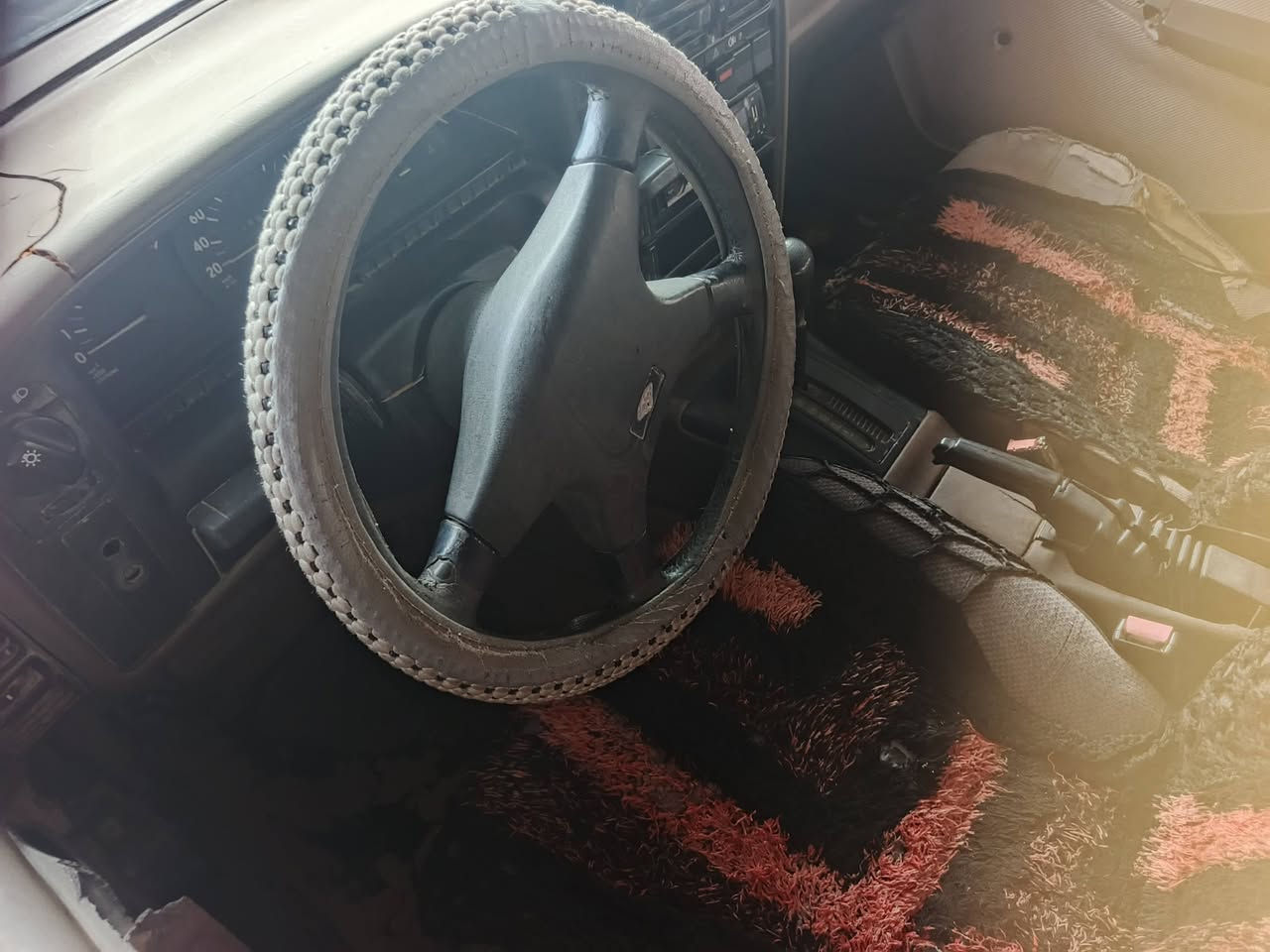 اوبل البيع موديل ٨٨ كير اوتو محرك ٢٠٠٠ سيارة جاهزه كير محرك صدر تخم تاير كهربائيات تراي كله تمام عنوان الرمادي سعر ٢٢ تواصل ***********
