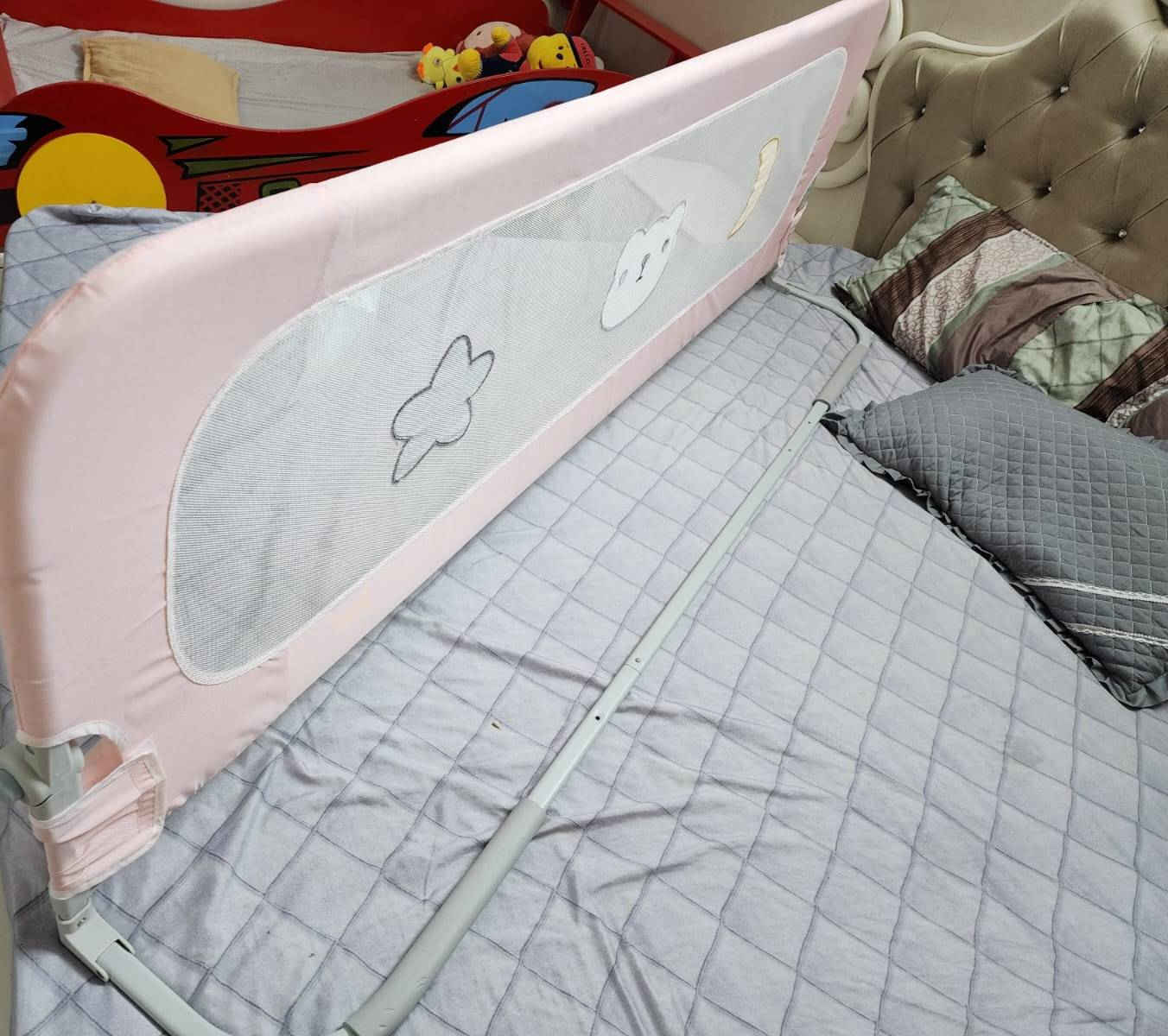 حاجز طفل للسرير الطول مترين بعده جديد ممستعمل بالكارتونه السعر ٣٠ وبيه مجال مكاني البياع


**إذا كنت صاحب هذا الإعلان وتريد حذفه لأي سبب، رجاءا أرسل رسالة إلى الدعم الفني**