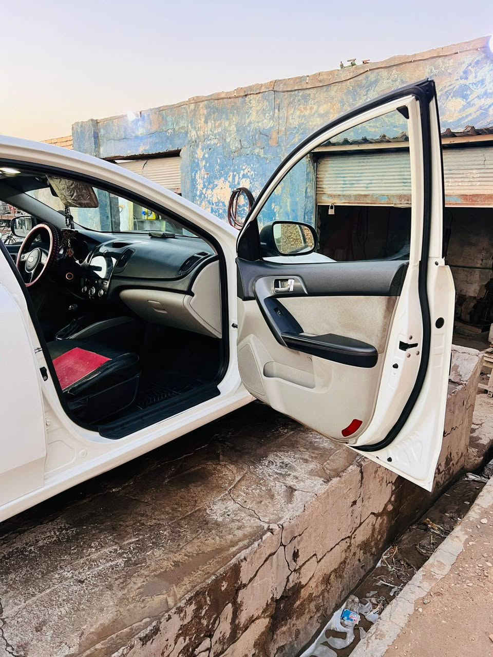 سيراتو للبيع موديل 13 فول رقم اربيل مكاني النجف كوفه عباسيه رقم المبايل *********** السعر 100$وبيه مجال للستفسار خاص
