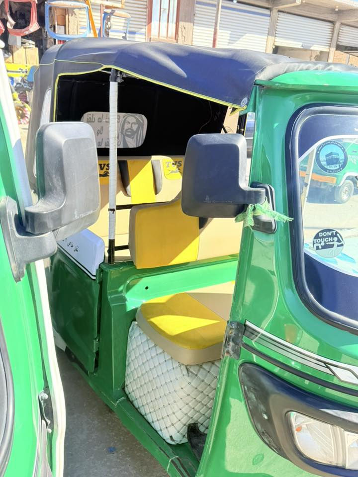 سلام عليكم تكاتك عدد ٢.  لبيع 
مديل ٢٠٢٢ رقم وسنويه ذي قار 
شراي ينتصل وبي خير ويدلل 
***********
