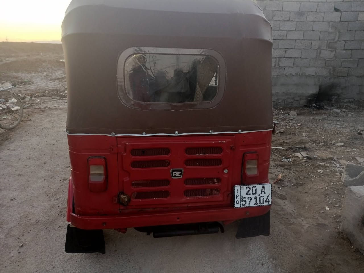 السلام عليكم شباب تكتك 2017داخله 18 مرقمه رقم ديالى نكليزي هزه جديده تحويل مباشر مكينه واكسل خير من الله بس كلجه تعبان الكشر ماله بلاد مرشوش كلير كهربيات شغاله تكتك نظيفه السعر 40000ملاين وبيه مجال الشراي مكاني ديالى بعقوبه الكاطون ***********
