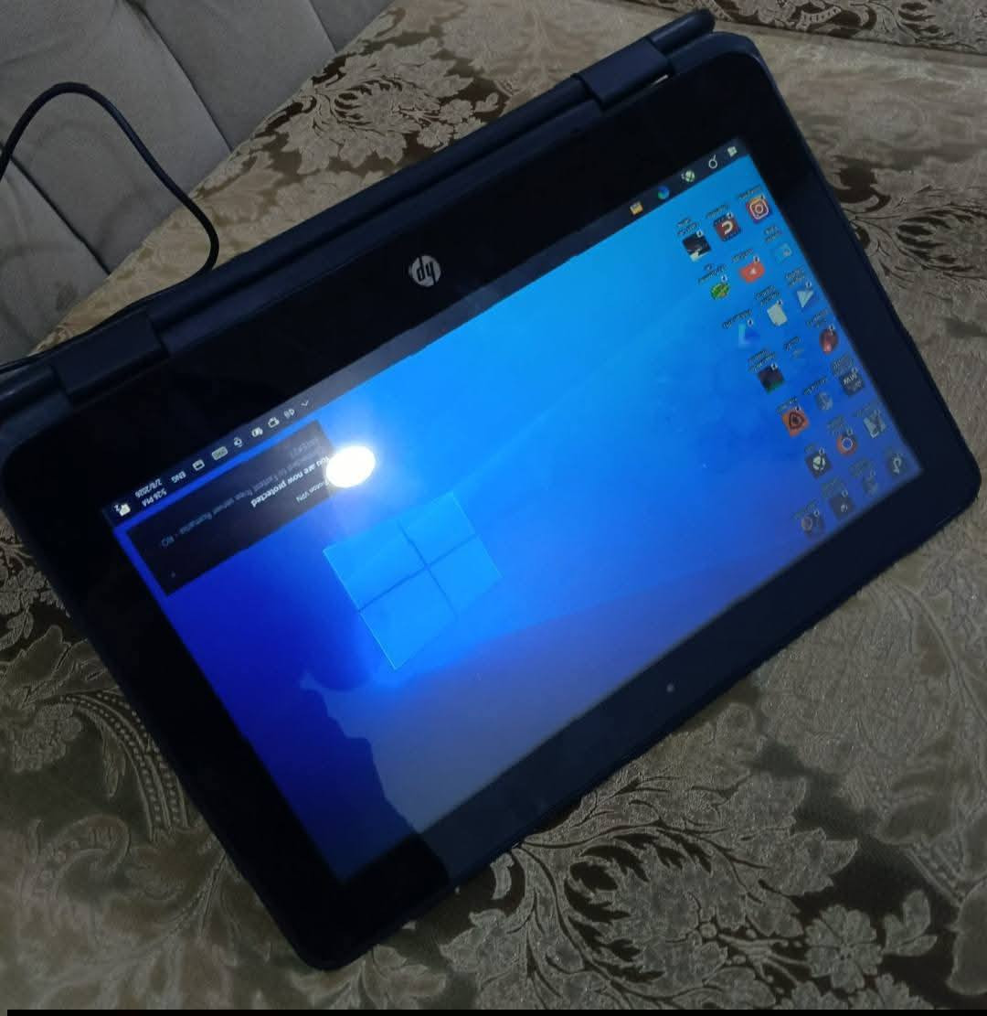 حاسبة hq
للبيع الحاسبة كلش نضيفة تدعم نضام الكروم و الوندوز نسختين الحاسبة بسعر 50او بيهة مجال
مع كامل ملحقاتهة الجنطة او الشاحنة تواصل خاص واتساب 
هاتف ***********
