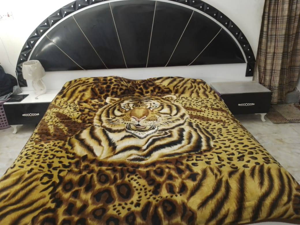 جرباي نفرين معا ميز تواليت سعر ٢٠٠ بيها مجال مكان دوره


**إذا كنت صاحب هذا الإعلان وتريد حذفه لأي سبب، رجاءا أرسل رسالة إلى الدعم الفني**