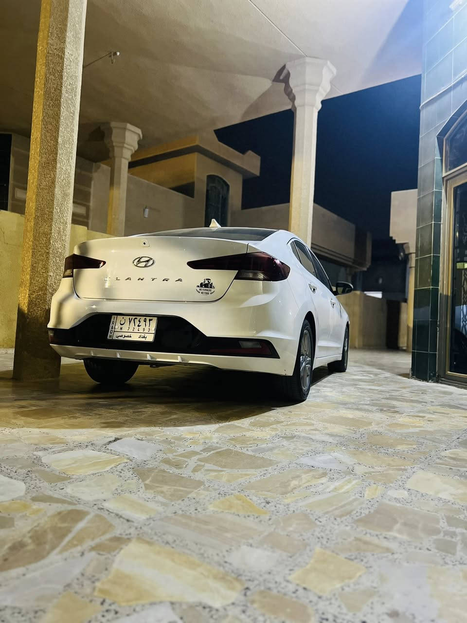 النترا موديل20امريكي حادث بسيط بارد فقط اقل شبر كفاله صبغ وتبديل وشخط سياره جديده ماشية 90الف كيلو رقم بغداد الجديد بإسمي سونار وصور حادث بلمنشور محرك كير كفاله 
السعر 150 بي مجال الاتصال ***********
