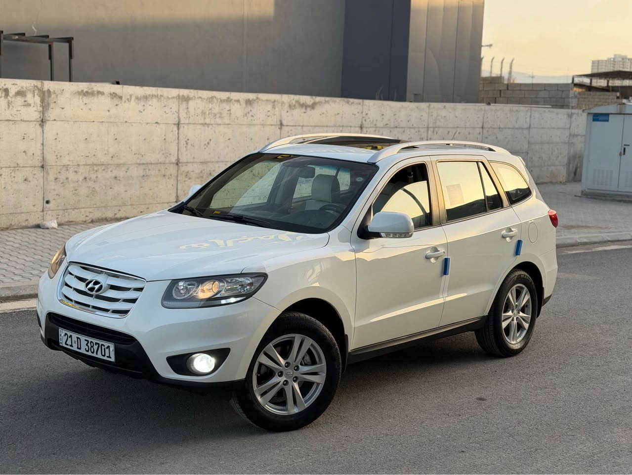 للبيع سنتافيا موديل 2011 خليجي محرك اربعه سلندر شرط مكينه ممفتوحه السياره جديد مواصفات سلايت وتحكمات 7 راكب تبريد مركزي داخل صاج ارقام سنويه هزه كله جديد مكانها السليمانيه ب اسمي السياره سعرها 144 ورقة.
للاتصال
*********** السليمانية, العراق
