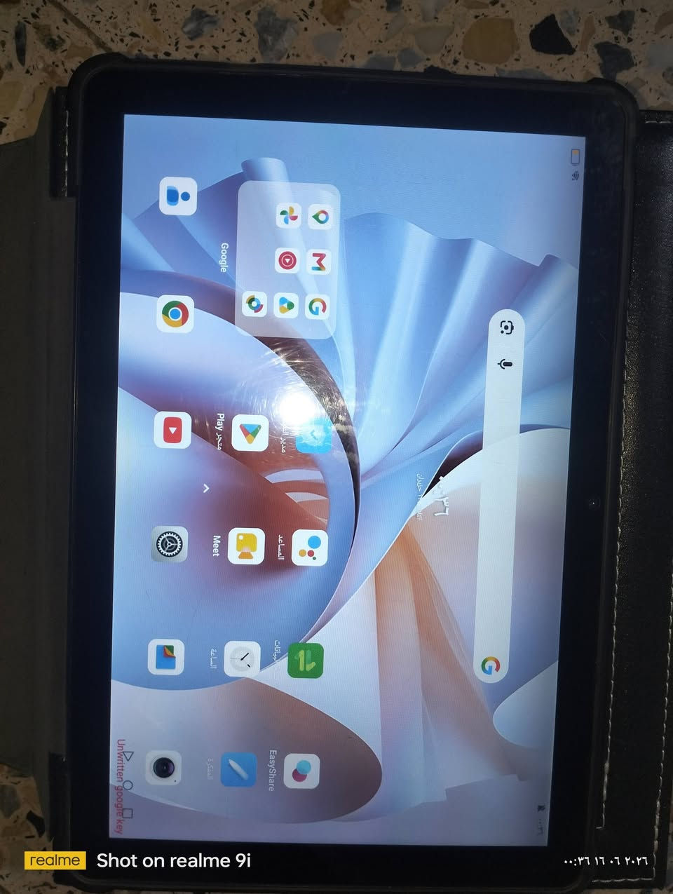 ايباد Tab70 نظام اندوريد ذاكره 64 وباقي التفاصيل مثل ما موضحه بلفيدو كامل ملاحقاته ويريد يراسل واتس ***********
