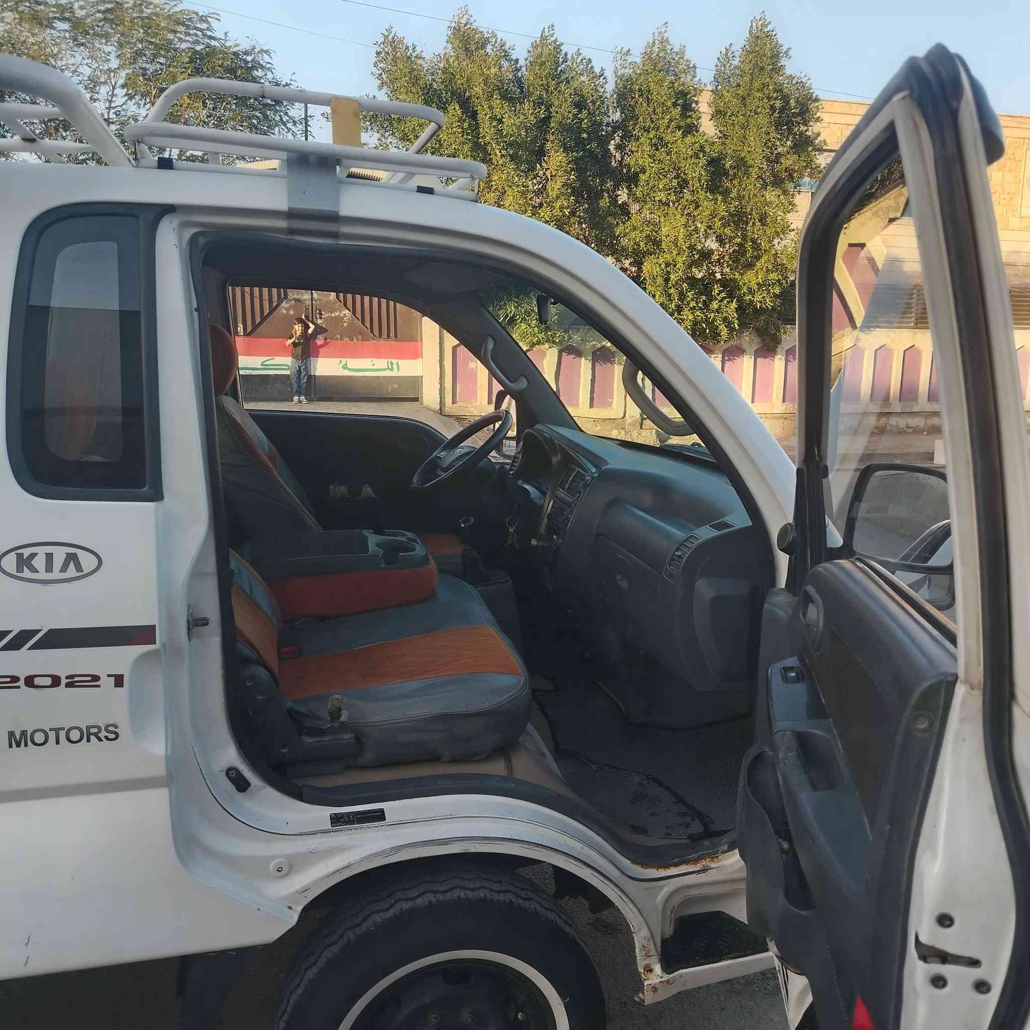 السلام عليكم ورحمة الله وبركاتة
للبيع كيا موديل 2015
محرك 2700
 السيارة كفالة عامة وجديدة مذب عليها ربع دينا گبل للشارع توكل الشغلك بيها

 السعر 115

مكان السيارة بغداد المعامل

 السيارة استخدام شخصي 

رقم التلفون ***********
