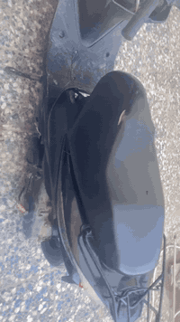 السلام عليكم دراجه ادرس ابيع كوم حديد ماعرف شبيها طفت بعد ما اشتغلت وما ماخذها للمصح حته اعرف شبيها قيم واخذ المكان بغداد الشعب الرقم ***********
