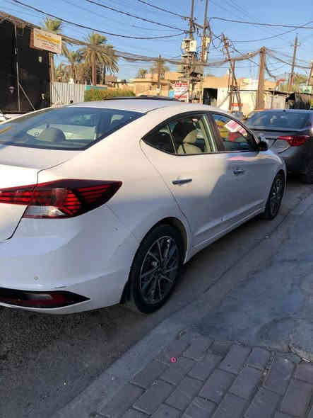 للبيع النترا خليجي فوول مواصفات موديل ١٩ رقم اربيل باسم شركة عندي بيها وكالة من الشركة السنوية منتهية بسنة ٢٠٢٤ ماشية ٧٢ الف كم محرك ٢٠٠٠ وبيها دبل ايرباك ونظام abs السيارة بدون صبغ بيها ملاحظات بسيطة موضحها بالصور السعر ١٥٥ ورقة للاتصال ***********
