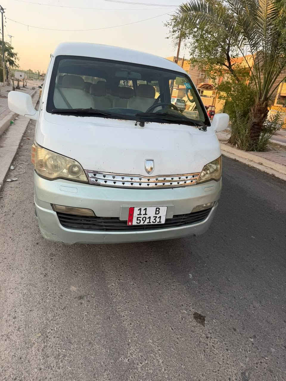 السلام عليكم جنبي H1 موديل 12 عكيليه مكينه فتون مكينه كير اكسل كفاله بارد قليل واضح بلصور سياره مغلفه  اربع جاملغات السنويه جيديده لل31 السعر 75 الاتصال عله عكيليه***********
