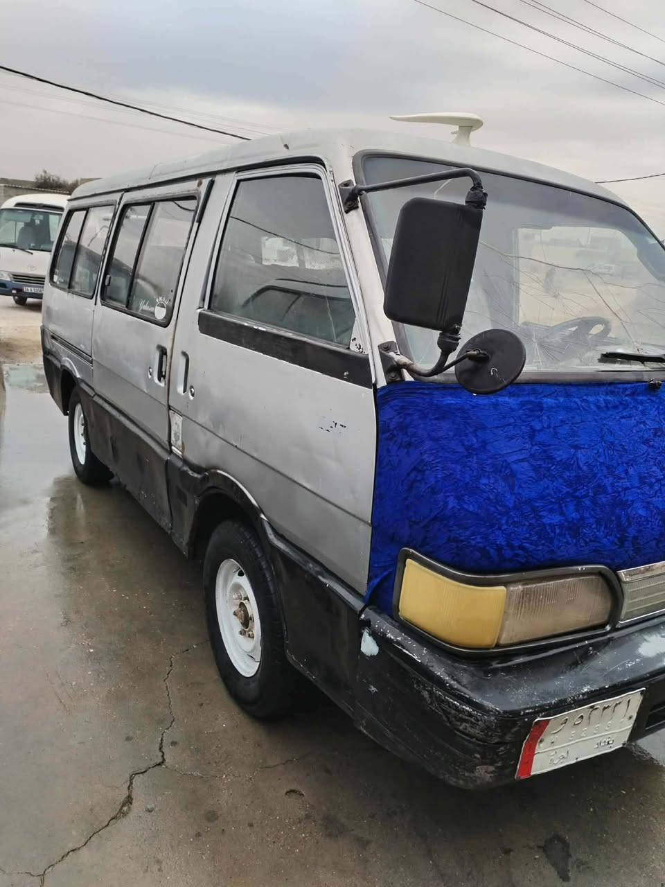 السلام عليكم ورحمة الله وبركاتة 
المكان الكوت كيه موديل 95 البيع سعرها 18ورقه 
محرك بيها نقص راعيها يسوي وكاله 
الاستفسار التواصل واتساب مع ابو ليث *********** مكلفه بالنشر
