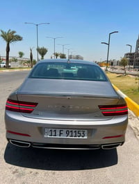 جينسيسس G80 موديل 23  حادثها ابواب ثنين مبدله اصليه ومصبوغه والدور مال...