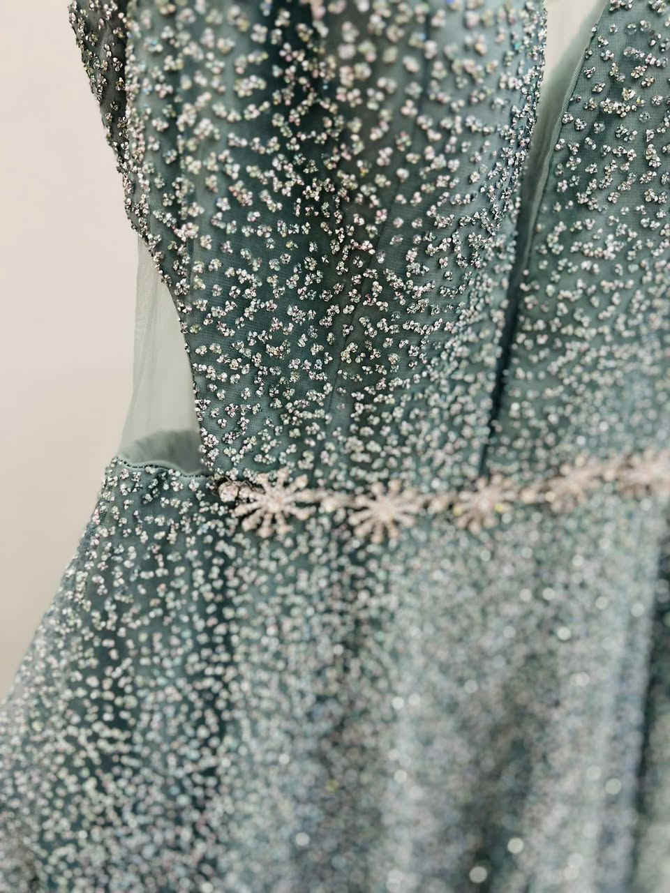 للبيع هذا الفستان ماخذته من لبنان ب250 اريده ب٧٥ وبيه مجال


**إذا كنت صاحب هذا الإعلان وتريد حذفه لأي سبب، رجاءا أرسل رسالة إلى الدعم الفني**