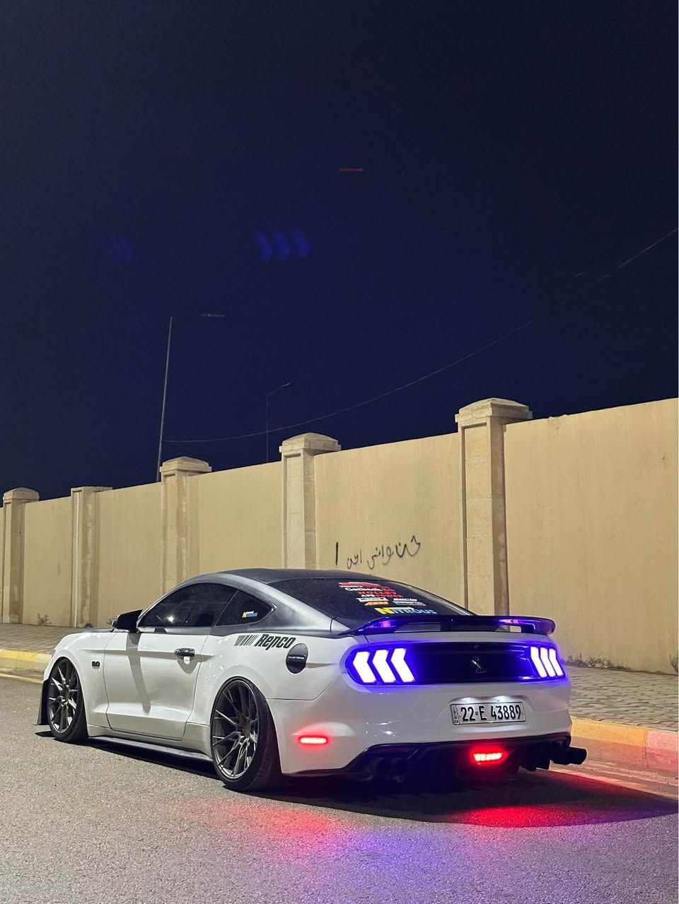 #مراوس_فقط_حسب_القناعة فورد موستانكGT كاليفورنيا سبيشال (CS)  V8 Coyoteموديل 2016
حادث جاملغ خلفي طخة فقط وصبغ
بالعراق بنفس الصفح صار بيها شخط انصبغ الباب  والجاملغ الامامي الصور مرفقة يعني ٣ قطع بخ فقط
#الاضافات
Air Liftجكات تحكم تلفون  S3 
هدرز Jpa"لونغ تيوب" (Long Tube Headers
دبات روش Roush
حلوك صالنصة كاربون اصلي Akrapovič (أكرابوفيتش
دركة كاربون فايبر اصلي
دواخل سستم كاربون فايبر 
شاشة ولوحة التحكم Sync3 Shalabi
سستم صوت Sp  Audio 
سستم اوريكل لايت امامي تحكم تلفون
بك لايت اوربي متغير تحكم تلفون 
داخل جلد بلادي احمر 
تدفئة وتبريد كشنات 
ويل 20 GT Performance
سستم صدر جديد بالكامل خلفي امامي موديل وكالة
راديتر وبنكات ومنضومة احتراق بالكامل جديد
بلكات motorcraft
فيت بم Oem
تغطيس داوخل المكينة
أويل كاج كان" (Oil Catch Can) 
ستراس بار Strut Tower Brace
Mishimoto (ولف حماوة 

السيارة ستوك بدون اي برمجة فقط برمجة مراوح
السيارة بجم كبس بدون اي شواصي ولغود 
مكينة مفتوحة سيارة 
جان بيها بساتم تزويد وكرنك من شركة JE Pistons 
هسة السيارة راجعة المكينة بلاد بدون اي تزويد
كير مكينة شرط الكفالة 
#رقم_اربيل_تحويل_مباشر_بااسمي
اخي الحبيب كلشي موضحلك عجبك خابرني ويخدمتك 
مكان السيارة الرمادي 
*********** الرمادي, الأنبار
