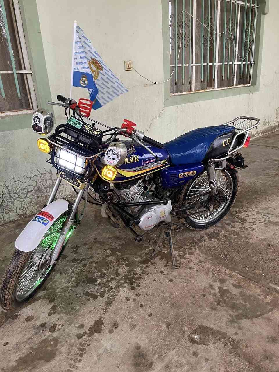 سلام عليكم تايكر للبيع نظافة 100% العنوان غربي الموصل رقم الهاتف *********** السعر  (425$)بي مجال ￼
