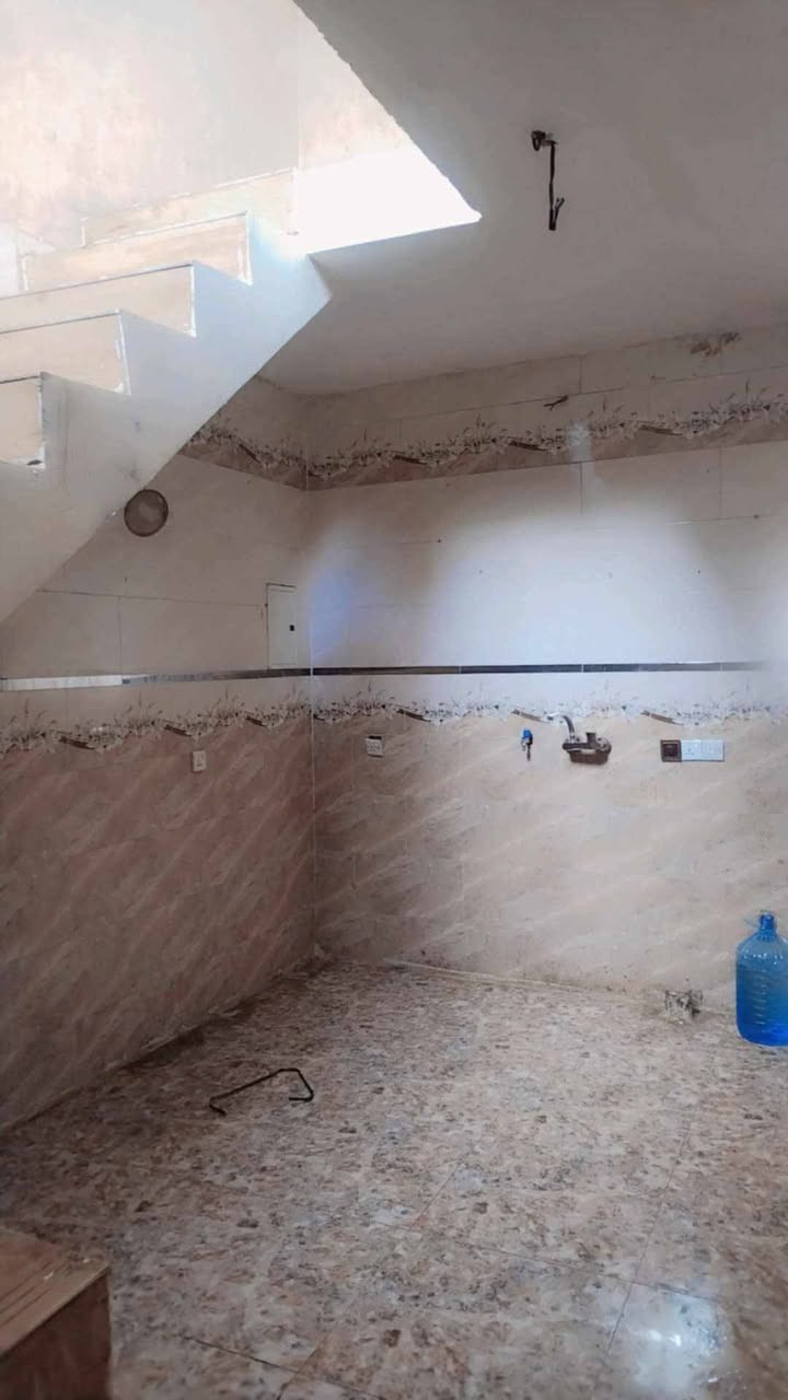 ليبيت للبيع 75 متر بال 2000 قرب شارع 20 الثاني  ***********
