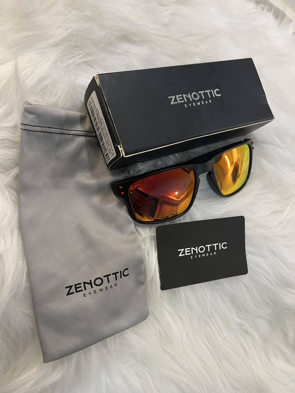 نضارة ماركة اصلية مع المحلقات السعر 15 الف نهايتها


**إذا كنت صاحب هذا الإعلان وتريد حذفه لأي سبب، رجاءا أرسل رسالة إلى الدعم الفني**